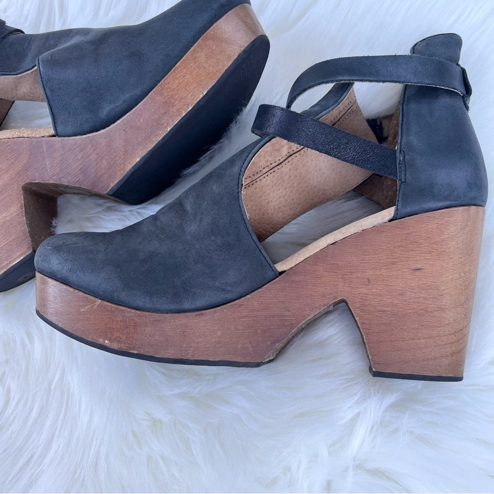 • SOLD • Free People Leather Cedar Clogs Sz 39 US 8.5 - Picture 8 of 16